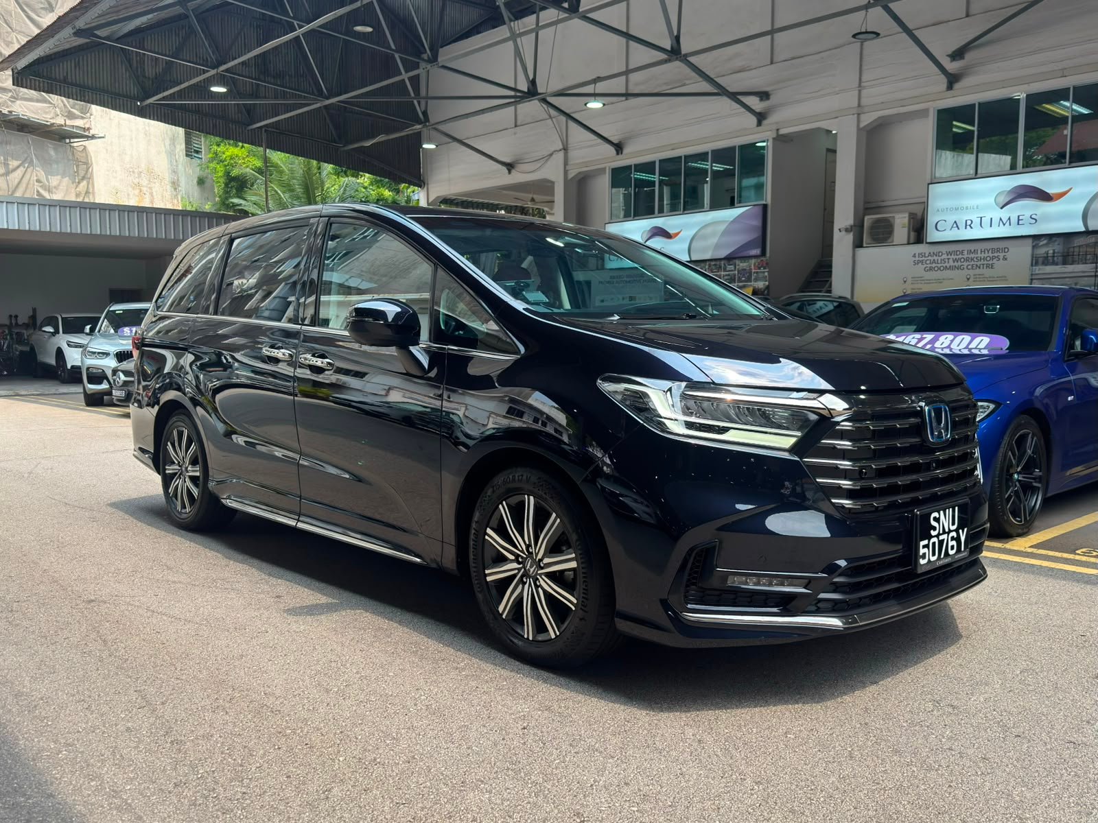 Used Honda Odyssey e:HEV for sale in Singapore